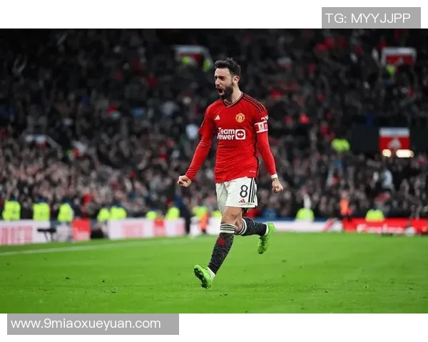 曼联与巴萨历史交锋回顾及两队辉煌成就分析