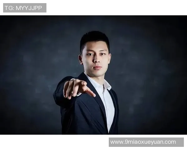 袁堂文的传奇人生与历史影响：从文人到政治家的跨越之路