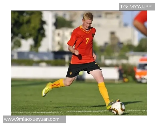 京多安的足球之路：从青涩少年到世界级中场巨星的成长历程