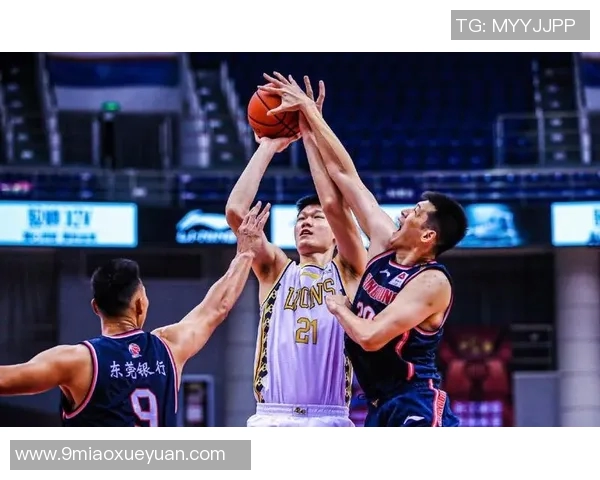 南安联与牛津联激战正酣谁能在这场较量中笑到最后